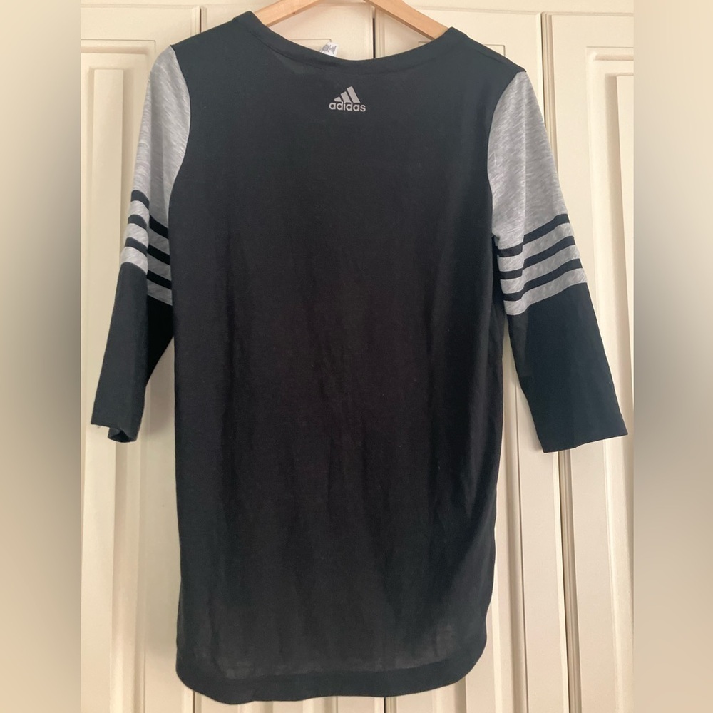 Adidas Karate Sequined 3/4 Sleeve Jersey Tee‎ Shirt Size Small NWT Streetwear - Picture 3 of 7